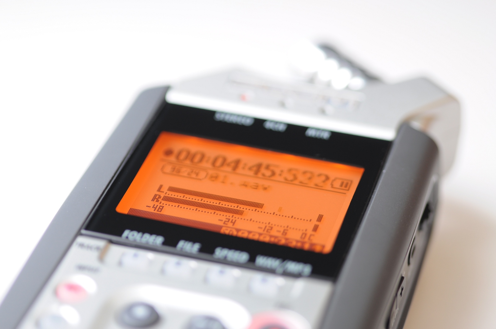 Zoom H4n audio levels